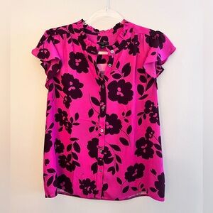 ANN TAYLOR Pink Two Toned Ruffle Neckline Cap Sleeve Blouse